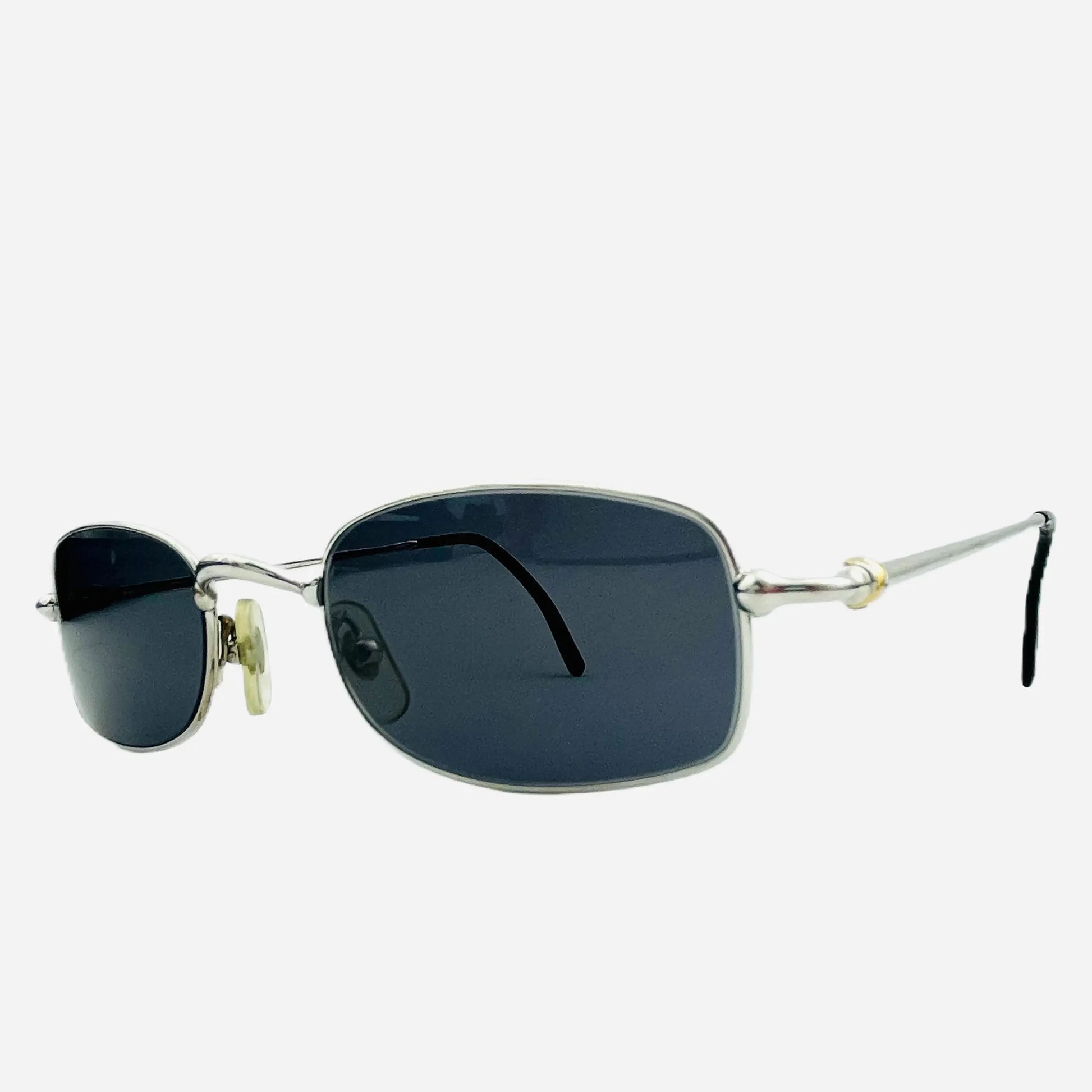 150A4AF7-833A-4149-B773-22932B3FA4FC-front-side