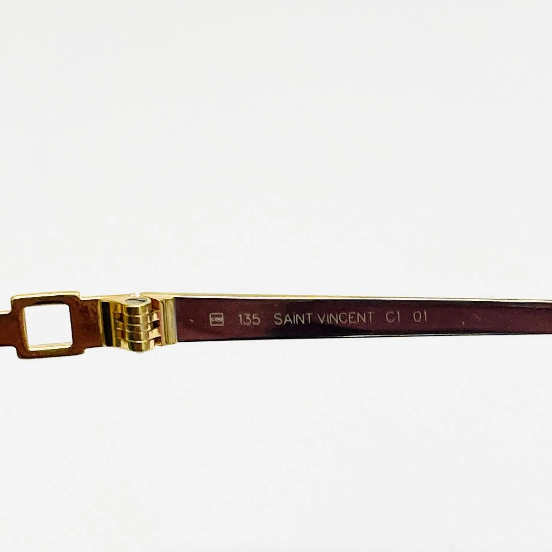 Fred-Paris-Sonnenbrille-Sunglasses-Model-Saint-Vincent-Gold  Alt-Text bearbeiten