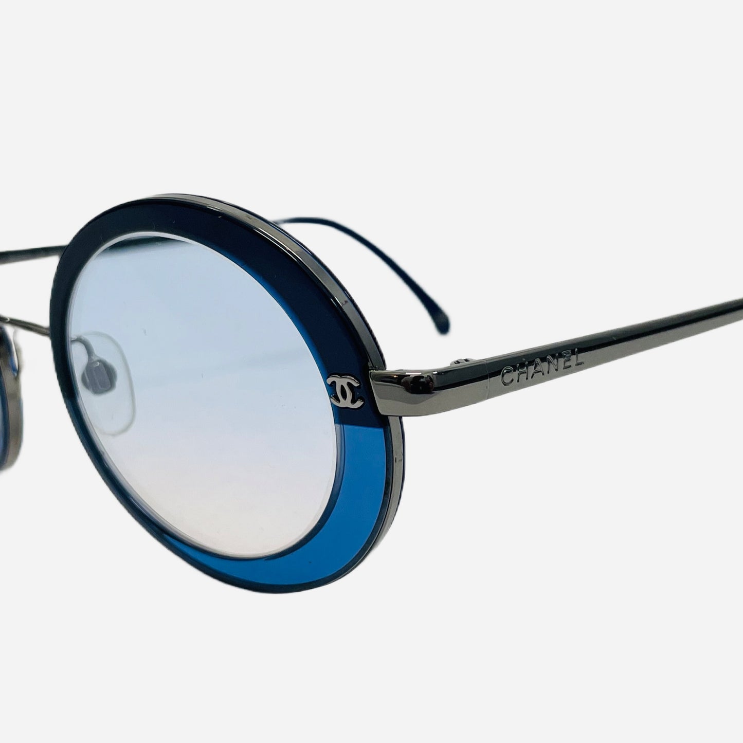 The-Seekers-Vintage-Coco-Chanel-Sunglasses-Sonnenbrille-Customized-4182-detail