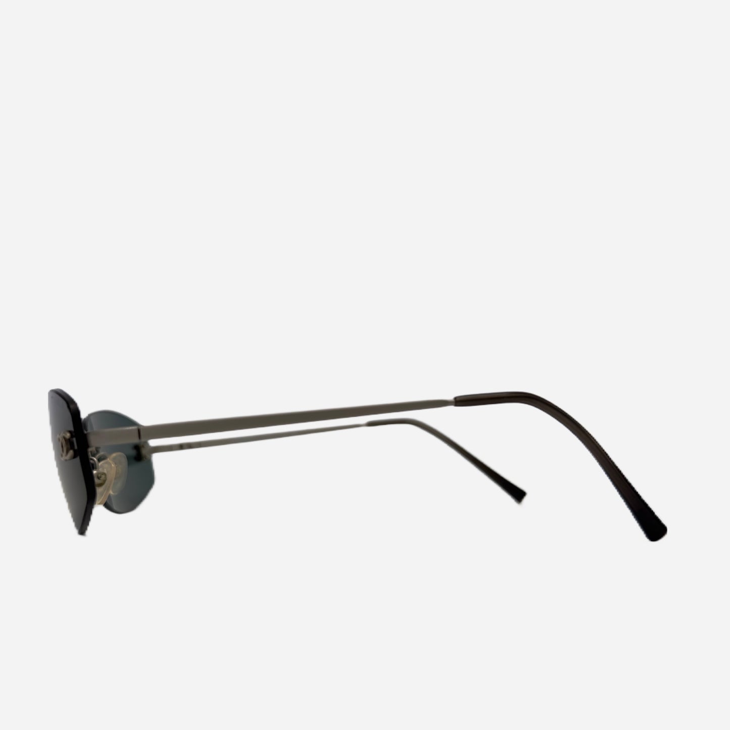 The-Seekers-Vintage-Coco-Chanel-Sunglasses-Sonnenbrille-Rahmenlos-4002-side