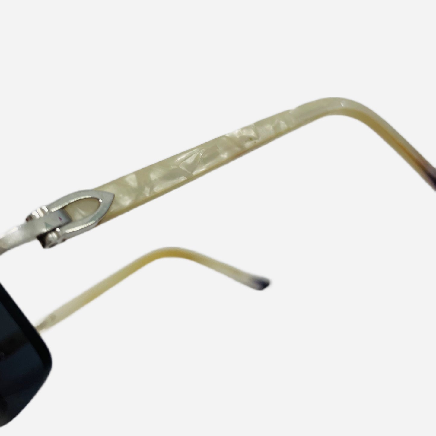 Vintage-Cartier-C-Decor-Rimless-Mother-of-Pearl-Platinum-Sonnenbrille-Sunglasses-the-seekers-temple-logo