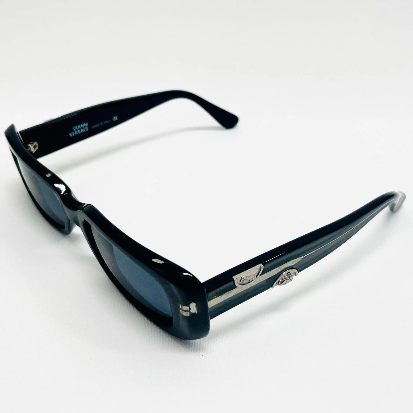 Vintage-Gianni-Versace-Sonnenbrille-Sunglasses-249-Medusa-grey